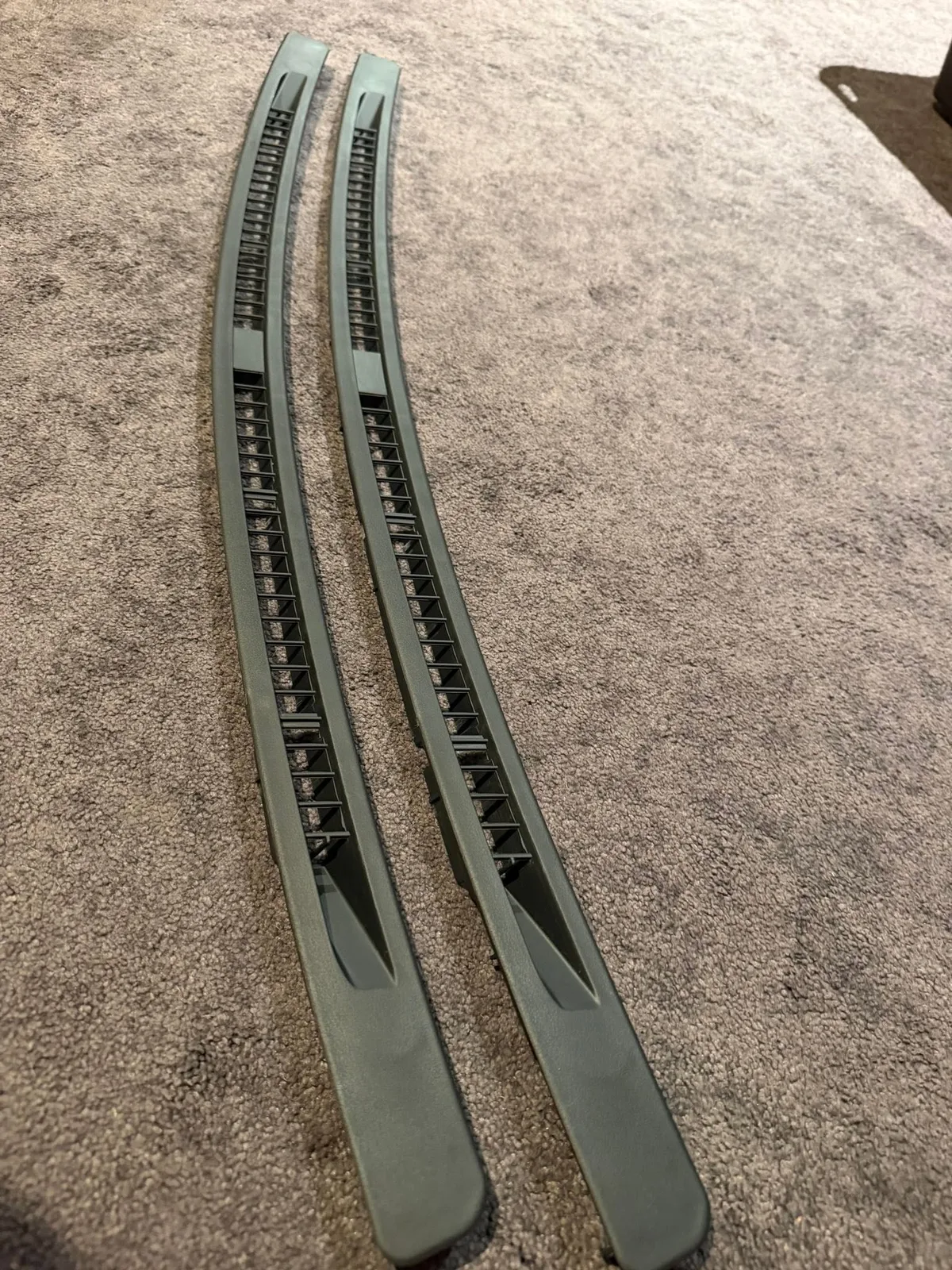 Windshield Exhaust Vents